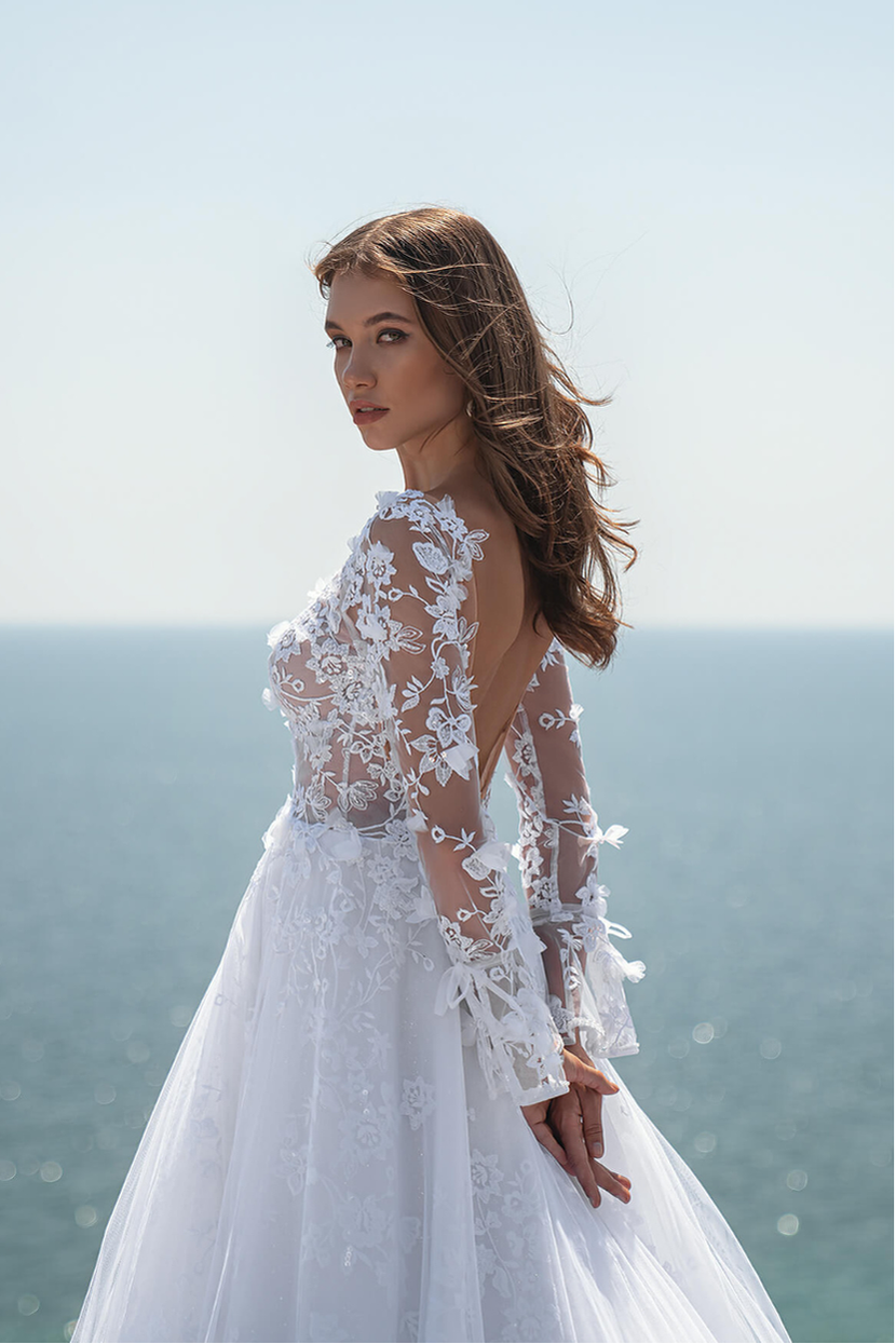 Brautkleid V-4-Verleih Rückenansicht tiefer V-Rücken