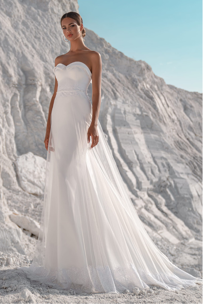 Brautkleid FF-002, Fit and Flare, V-Ausschnitt, Spitze