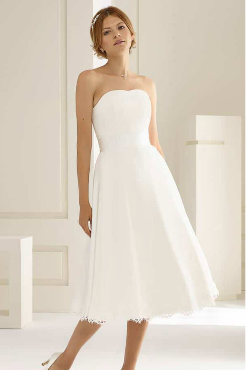 Brautkleid KB-04 kurz trägerlos Standesamt Herz-Dekolleté