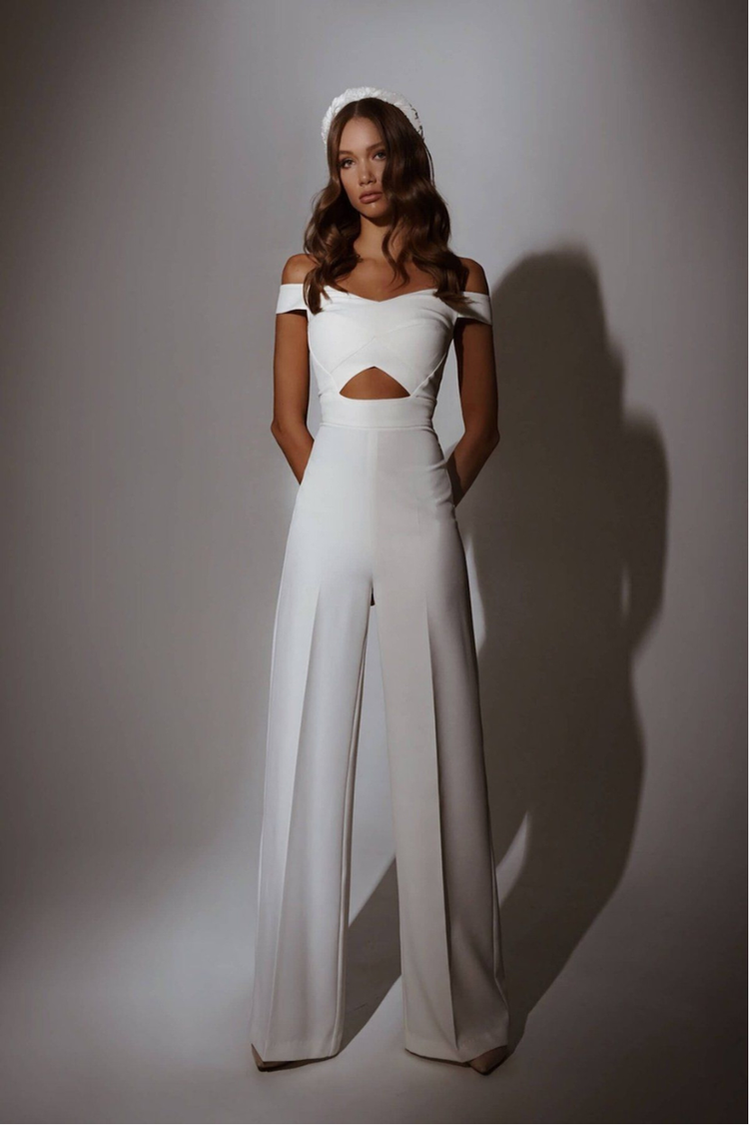 Standesamt Jumpsuit MM-026 Brautkleid schulterfrei Cut-Outs