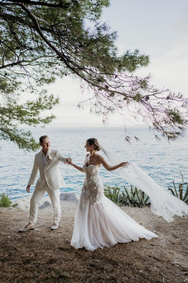Fit and Flare Brautkleider