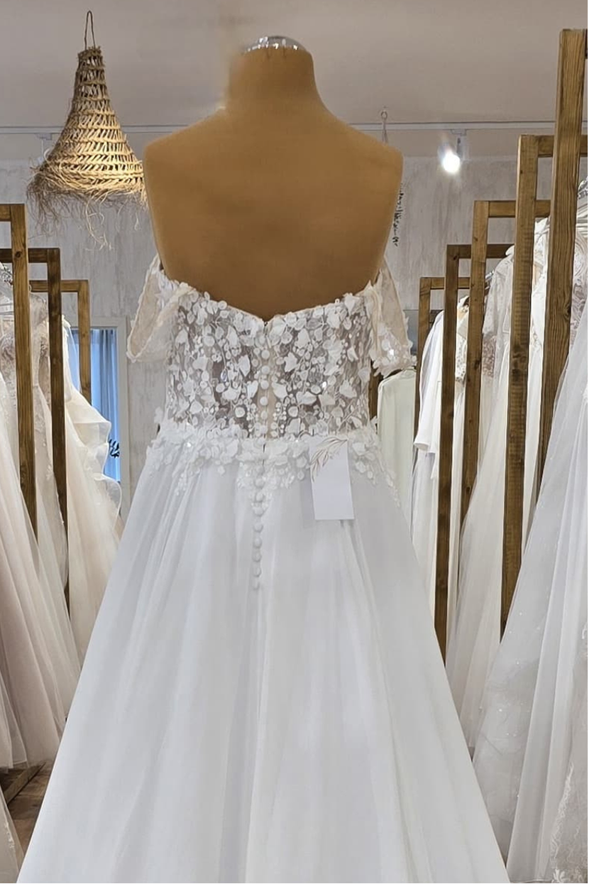 Brautkleid RI-TA Rückansicht Off-Shoulder Ärmel