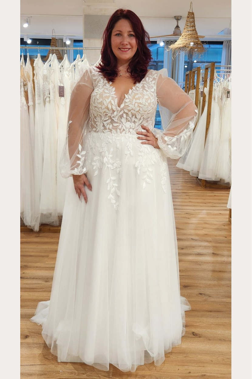 Elegantes Curvy Brautkleid DA-RIA A-Linie mit Illusion-Spitze und Tüllrock für kurvige Bräute